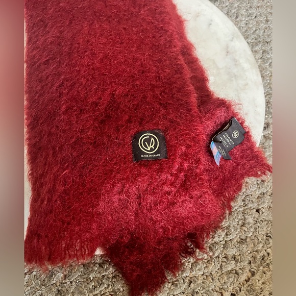 😎 Mantas Ezcaray Luxury Mohair Scarf 🧣 - Picture 6 of 9